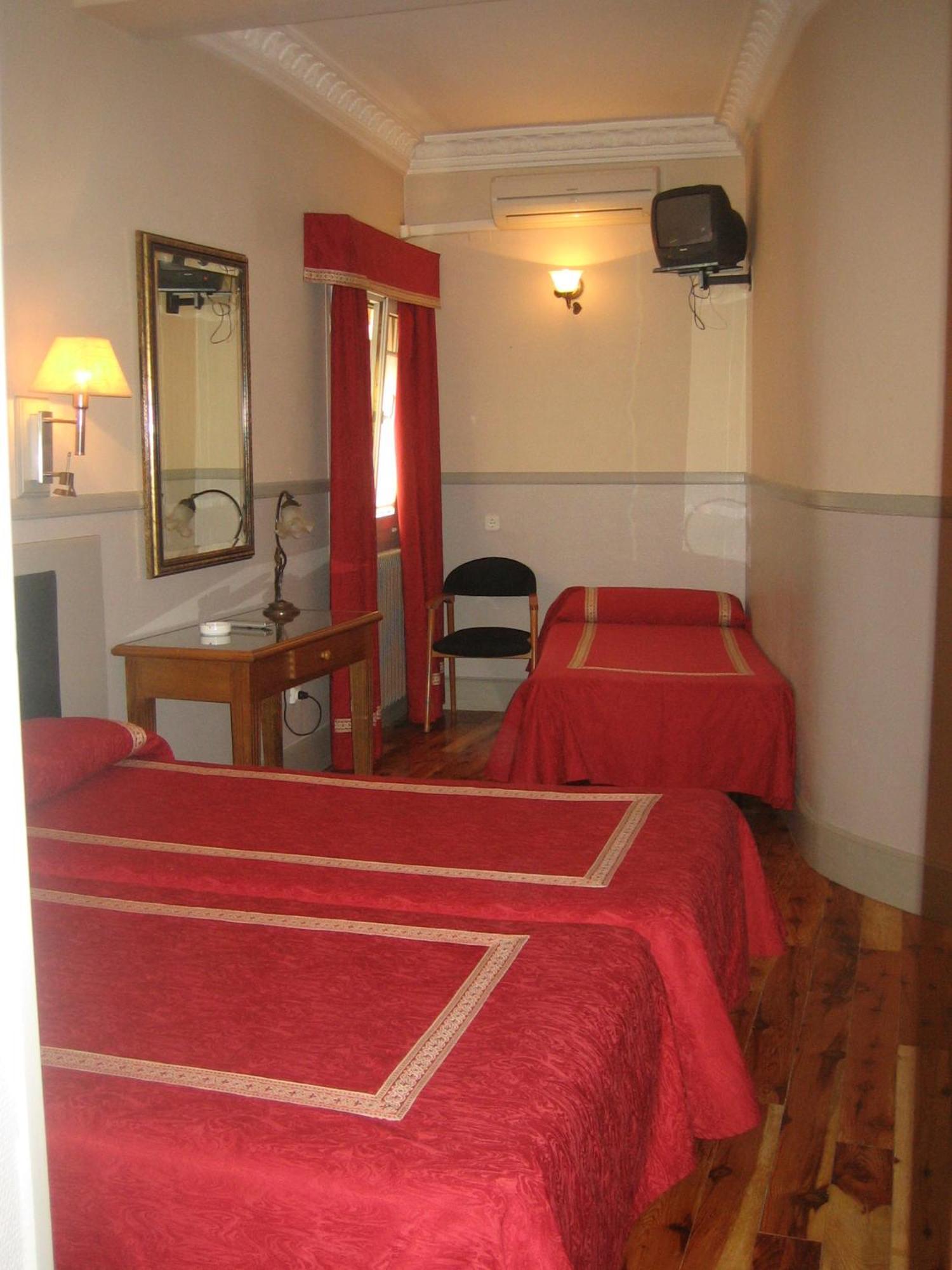 Guest house Canovas 2*